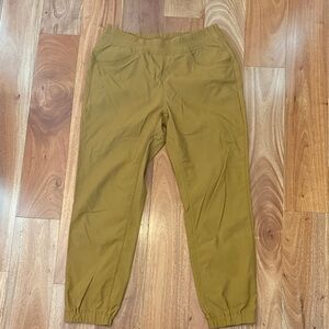 Prana women’s hiking Jogger Pants size 10 - dark mustard